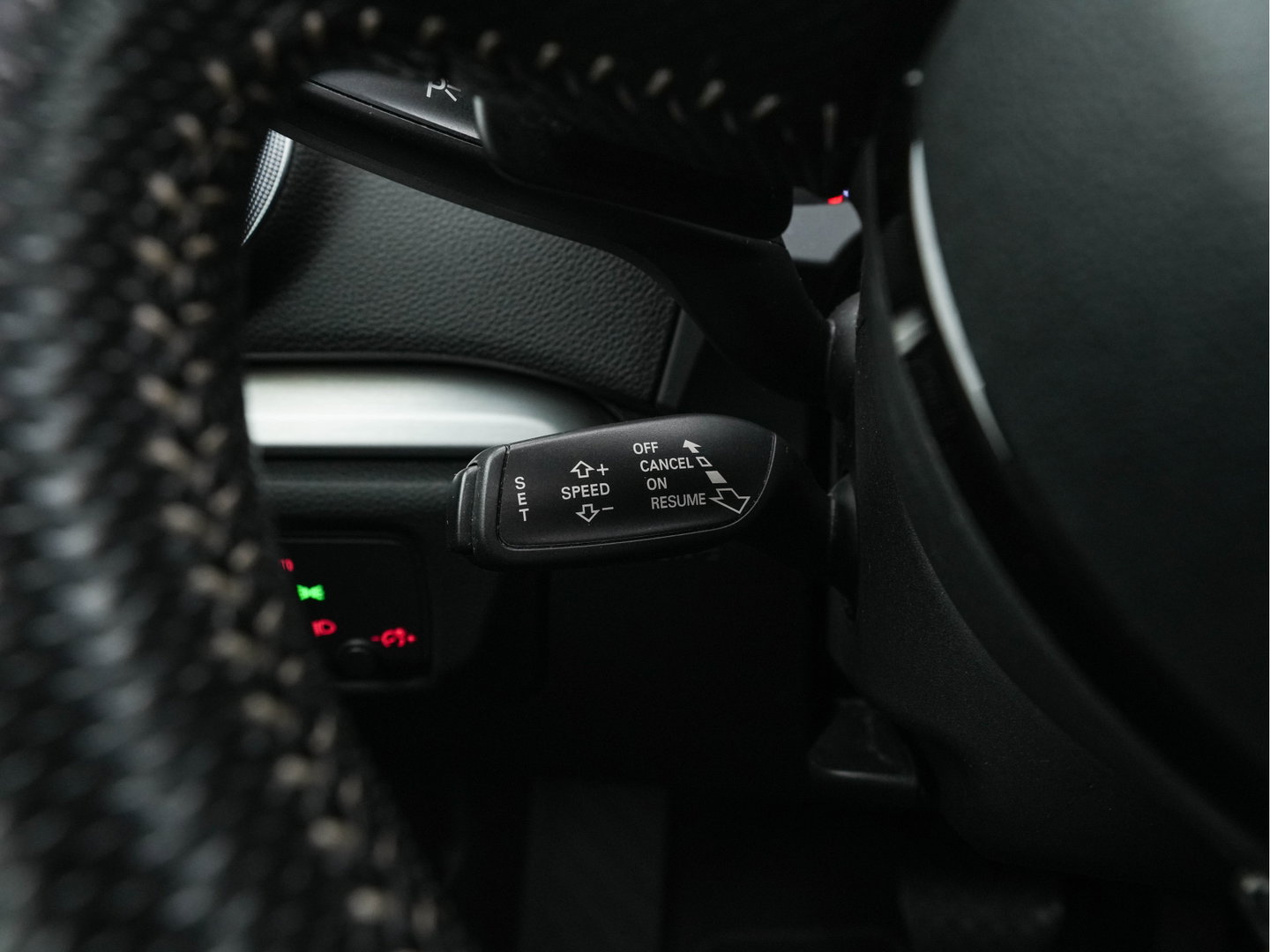 Audi A3 Sportback 1.4 e-tron S-Line Ambition Pro Line plus (Plug-In) Aut. *PANO | LEATHER-FABRIC | FULL-LED | HEATED-SPORTSEATS | KEYLESS | NAVI-FULLMAP | ECC | PDC | CRUISE | 18''ALU*