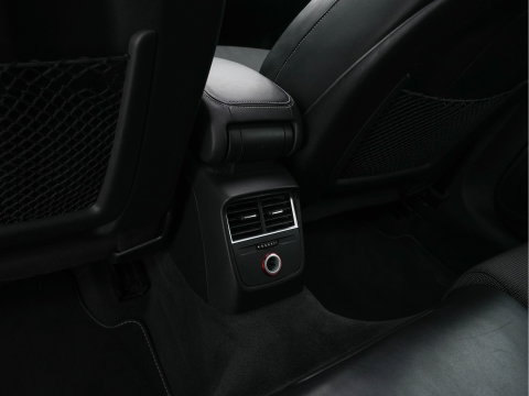 Audi A3 Sportback 1.4 e-tron S-Line Ambition Pro Line plus (Plug-In) Aut. *PANO | LEATHER-FABRIC | FULL-LED | HEATED-SPORTSEATS | KEYLESS | NAVI-FULLMAP | ECC | PDC | CRUISE | 18''ALU*