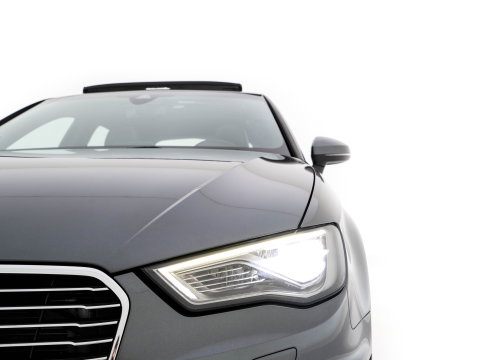 Audi A3 Sportback 1.4 e-tron S-Line Ambition Pro Line plus (Plug-In) Aut. *PANO | LEATHER-FABRIC | FULL-LED | HEATED-SPORTSEATS | KEYLESS | NAVI-FULLMAP | ECC | PDC | CRUISE | 18''ALU*