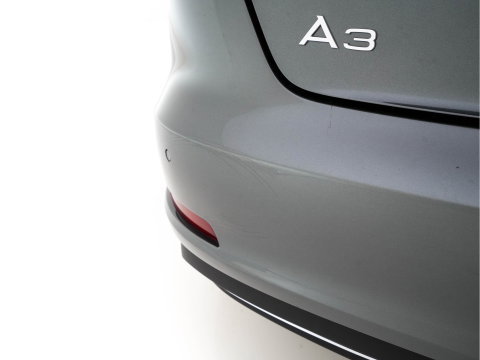 Audi A3 Sportback 1.4 e-tron S-Line Ambition Pro Line plus (Plug-In) Aut. *PANO | LEATHER-FABRIC | FULL-LED | HEATED-SPORTSEATS | KEYLESS | NAVI-FULLMAP | ECC | PDC | CRUISE | 18''ALU*