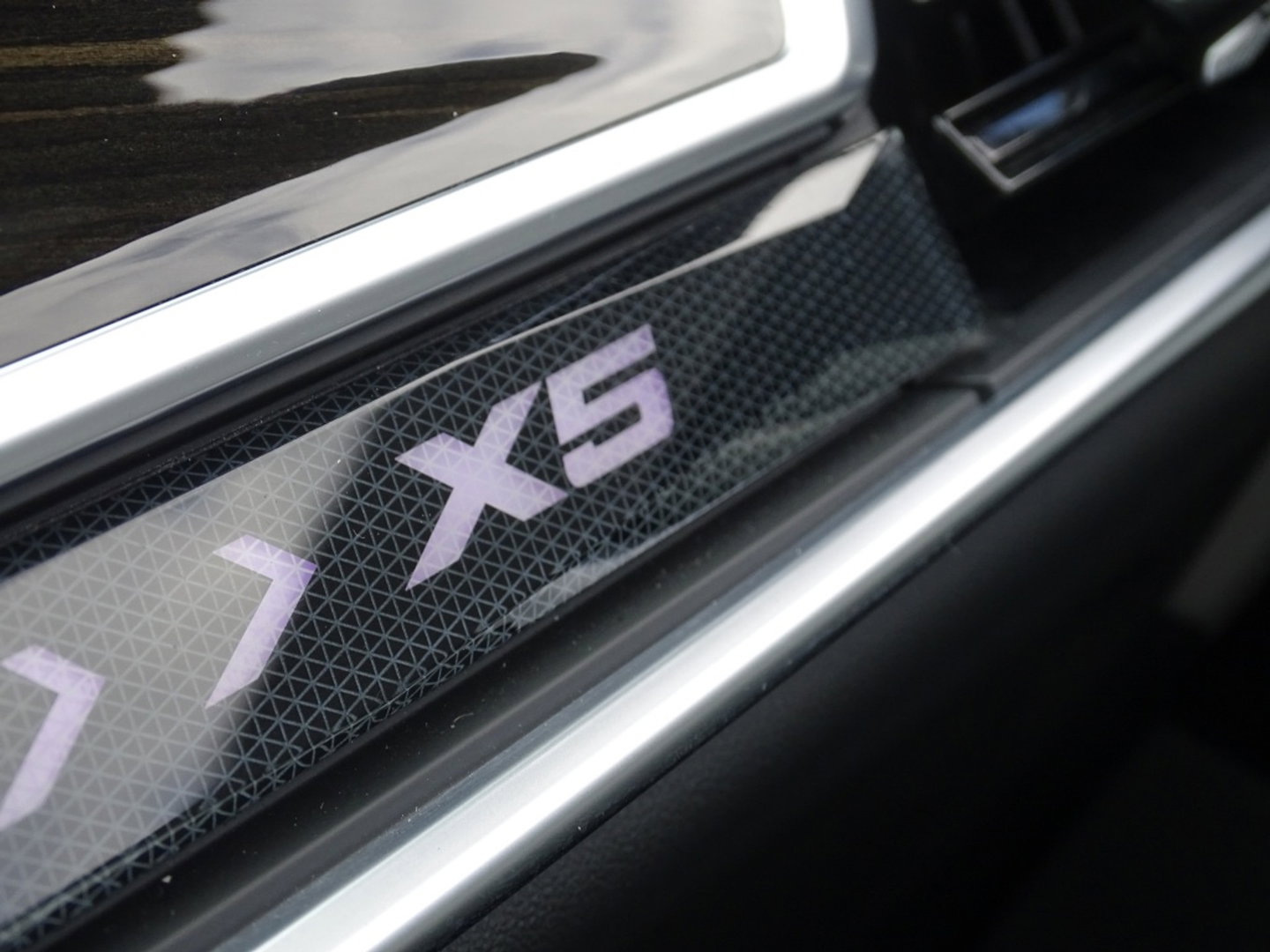 BMW X5 50e 490PK xDrive M-Sport / Individual / Skylounge / Harman Kardon
