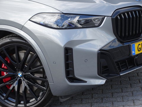 BMW X5 50e 490PK xDrive M-Sport / Individual / Skylounge / Harman Kardon