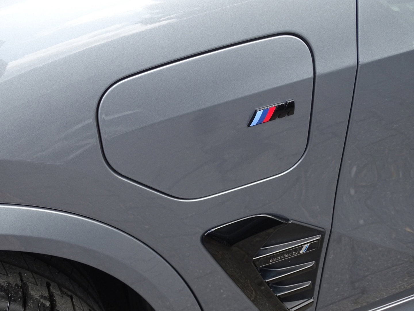 BMW X5 50e 490PK xDrive M-Sport / Individual / Skylounge / Harman Kardon