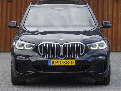 BMW X5 45e 394PK M-Sport Individual / Skylounge / Alcanatara / Laser / 360°