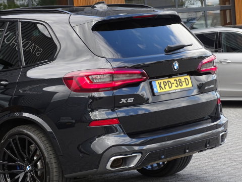 BMW X5 45e 394PK M-Sport Individual / Skylounge / Alcanatara / Laser / 360°