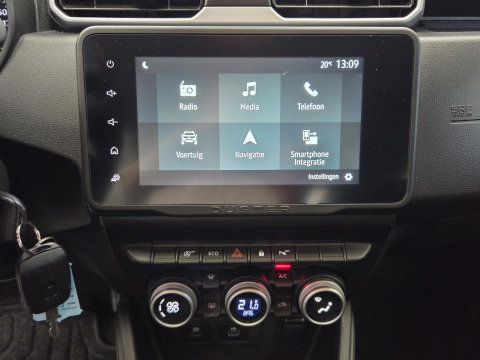 Dacia Duster 1.3 TCe 150 Journey Navigatie CruiseControl Trekhaak