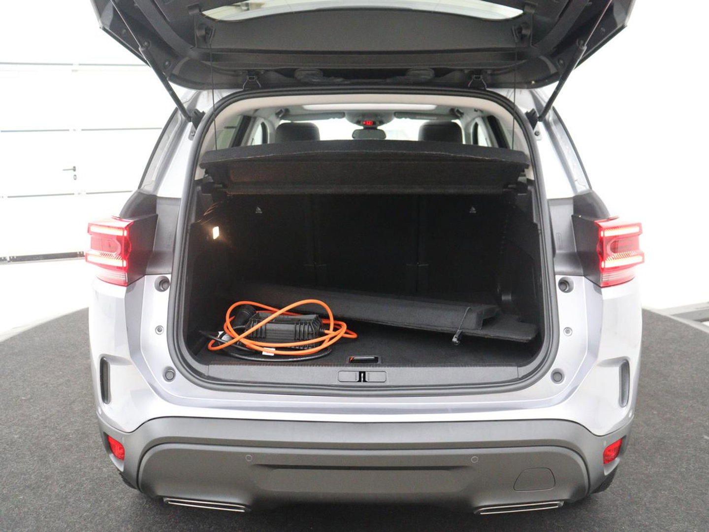 Citroën C5 Aircross 1.6 Plug-in Hybrid 225 Business Plus | SOH 98,1 | Panoramdak | Leder | Adaptive cruise | Stoelverwarming | 360 camera | Park assist | Carplay | Navigatie | Climate control