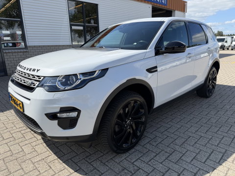 Land Rover Discovery Sport Jaguar grijs kenteken / vaste prijs rijklaar € 14.950 ex btw / 4x4 / trekhaak 1800 kg / wit metallic / airco / cruise / navi / camera / panoramadak / distributie riem vervangen !
