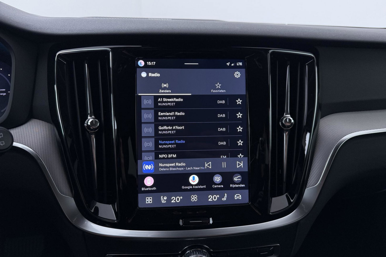 Volvo V60 T8 Plus Dark | ACC | Harman/Kardon | Stoel+Stuurverwarming | Memory | Camera | Getint Glas | BLIS