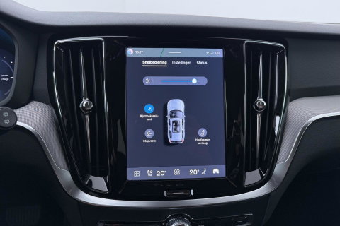Volvo V60 T8 Plus Dark | ACC | Harman/Kardon | Stoel+Stuurverwarming | Memory | Camera | Getint Glas | BLIS