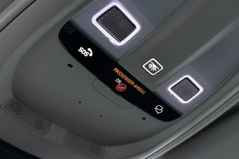Volvo V60 T8 Plus Dark | ACC | Harman/Kardon | Stoel+Stuurverwarming | Memory | Camera | Getint Glas | BLIS