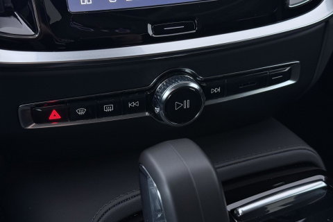 Volvo V60 T8 Plus Dark | ACC | Harman/Kardon | Stoel+Stuurverwarming | Memory | Camera | Getint Glas | BLIS