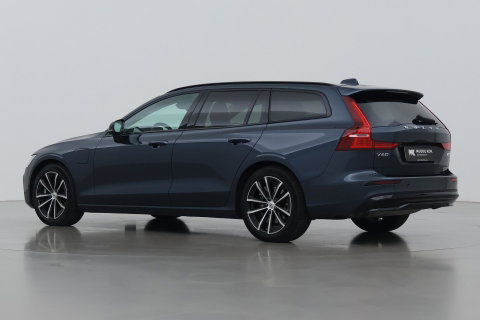 Volvo V60 T8 Plus Dark | ACC | Harman/Kardon | Stoel+Stuurverwarming | Memory | Camera | Getint Glas | BLIS