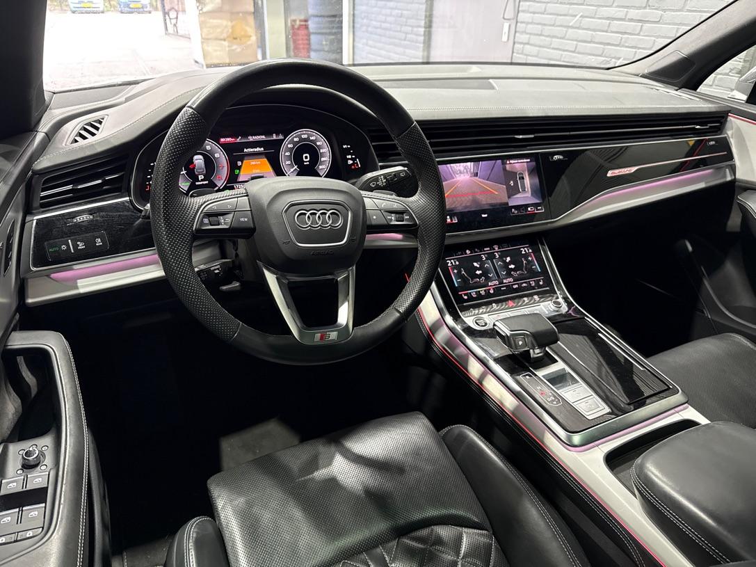 Audi Q7 60 TFSI e Quattro Competition | Luchtvering | Panoramadak | Head-Up | 22 inch