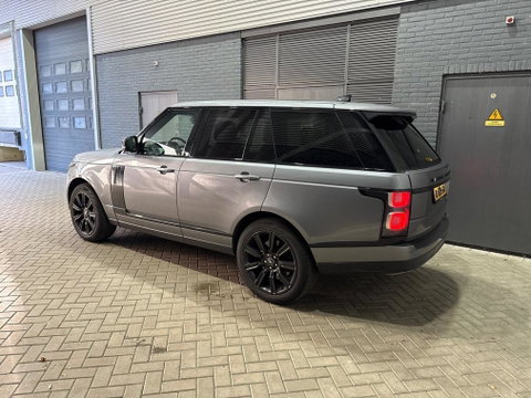 Land Rover Range Rover P400e Westminster | Panoramadak | Luchtvering | Leder | Meridian