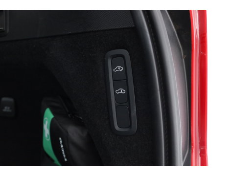 Volvo XC90 2.0 T8 Recharge AWD Ultimate Bright | Luchtvering | Trekhaak | Massage | 360 camera | Bowers & Wilkins | Head-up |