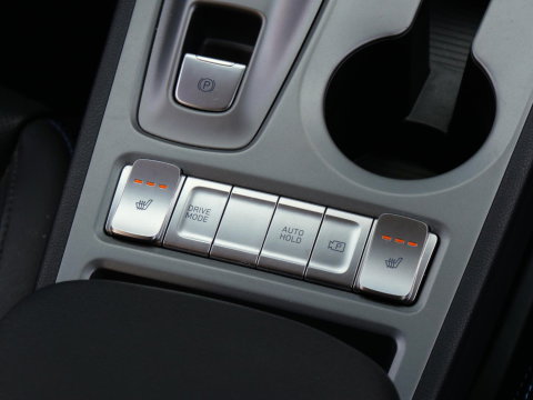 Hyundai KONA EV 64kWh PREMIUM/ LEER/ HEAD-UP/ BLINDSPOT/ SOH 98%