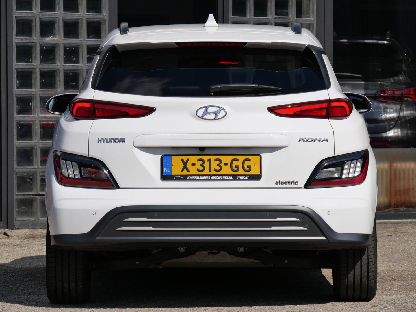 Hyundai KONA EV 64kWh PREMIUM/ LEER/ HEAD-UP/ BLINDSPOT/ SOH 98%