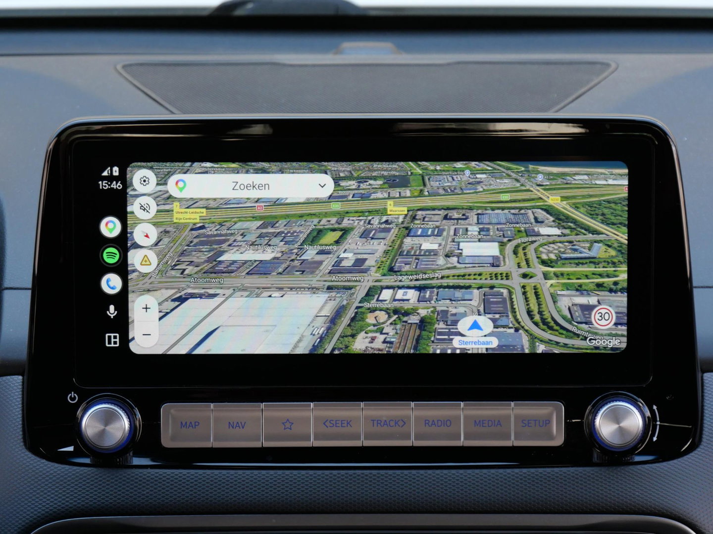 Hyundai KONA EV 64kWh PREMIUM/ LEER/ HEAD-UP/ BLINDSPOT/ SOH 98%
