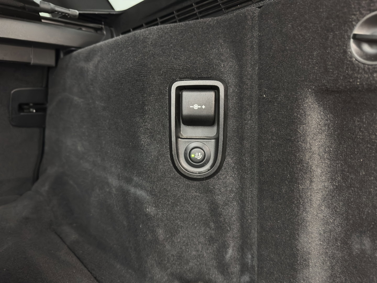 BMW 5 Serie Touring 530e xDrive Business Edition Plus M-Sportpack (Plug-in) {SoH-96%} (INCL.BTW) *PANO | HEAD-UP | LEATHER | FULL-LED | MEMORY-PACK | HARMAN/KARDON | BLINDSPOT | DIGI-COCKPIT | CAMERA | NAVI-FULLMAP | PRIVACY-GLASS | SHIFTPADDLES | ECC | PDC | 18''ALU