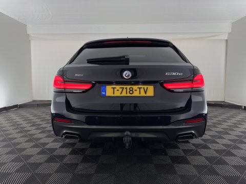 BMW 5 Serie Touring 530e xDrive Business Edition Plus M-Sportpack (Plug-in) {SoH-96%} (INCL.BTW) *PANO | HEAD-UP | LEATHER | FULL-LED | MEMORY-PACK | HARMAN/KARDON | BLINDSPOT | DIGI-COCKPIT | CAMERA | NAVI-FULLMAP | PRIVACY-GLASS | SHIFTPADDLES | ECC | PDC | 18''ALU