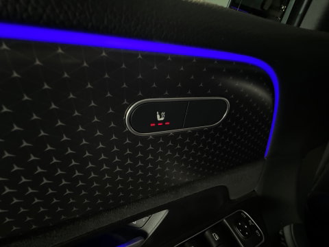 Mercedes-Benz GLB 200 Star Edition LIMITED AMG 7p Pano|360Cam