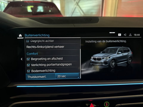 BMW X5 XDrive45e High Executive Pano|Softclose|Massage|BlindSpot|Sfeer