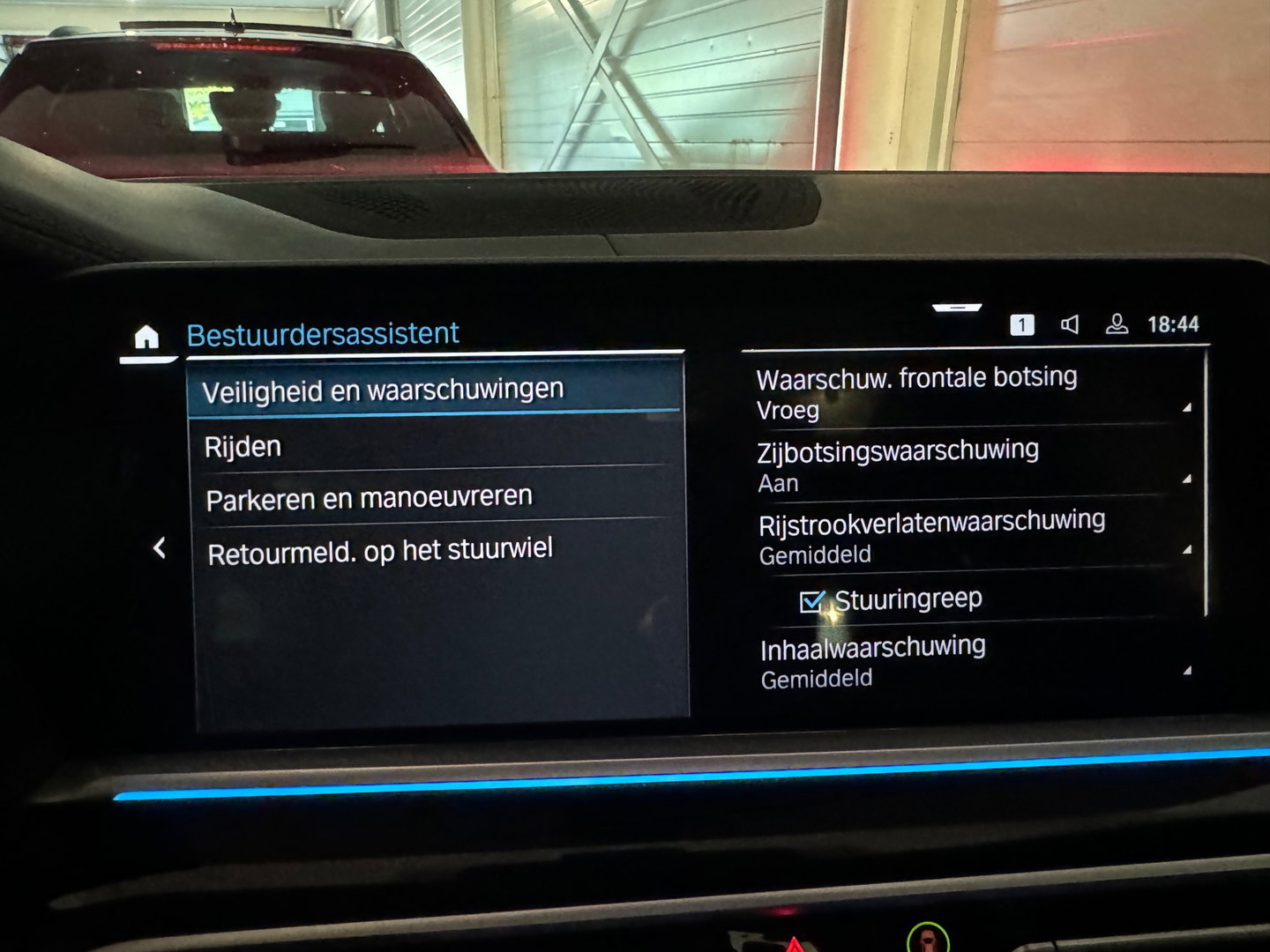 BMW X5 XDrive45e High Executive Pano|Softclose|Massage|BlindSpot|Sfeer