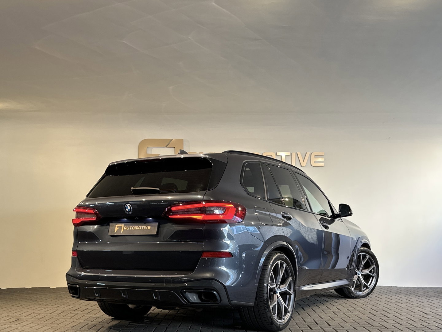 BMW X5 XDrive45e High Executive Pano|Softclose|Massage|BlindSpot|Sfeer