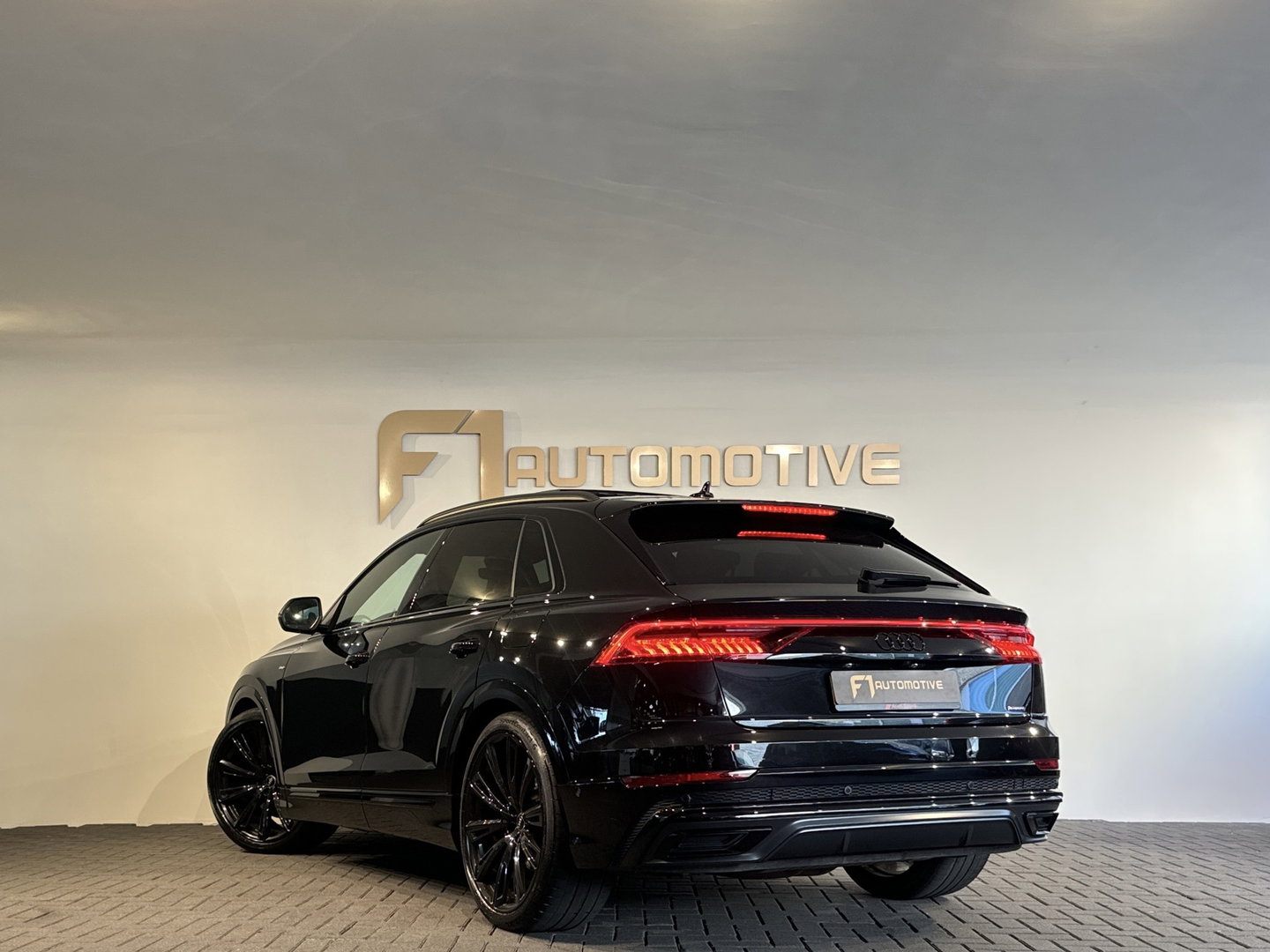 Audi Q8 55 TFSI e quattro S Line Pano|Memory|HuD|Softclose|B&O|ACC