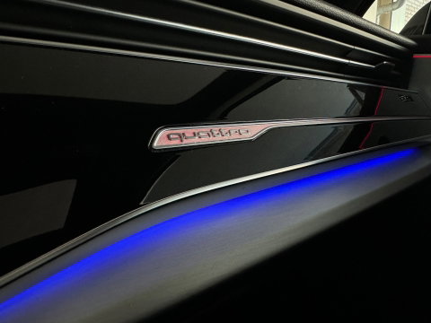 Audi Q7 55 TFSI e quattro Competition Pano|Trekhaak|Keyless|Matrix|Camera|Carplay