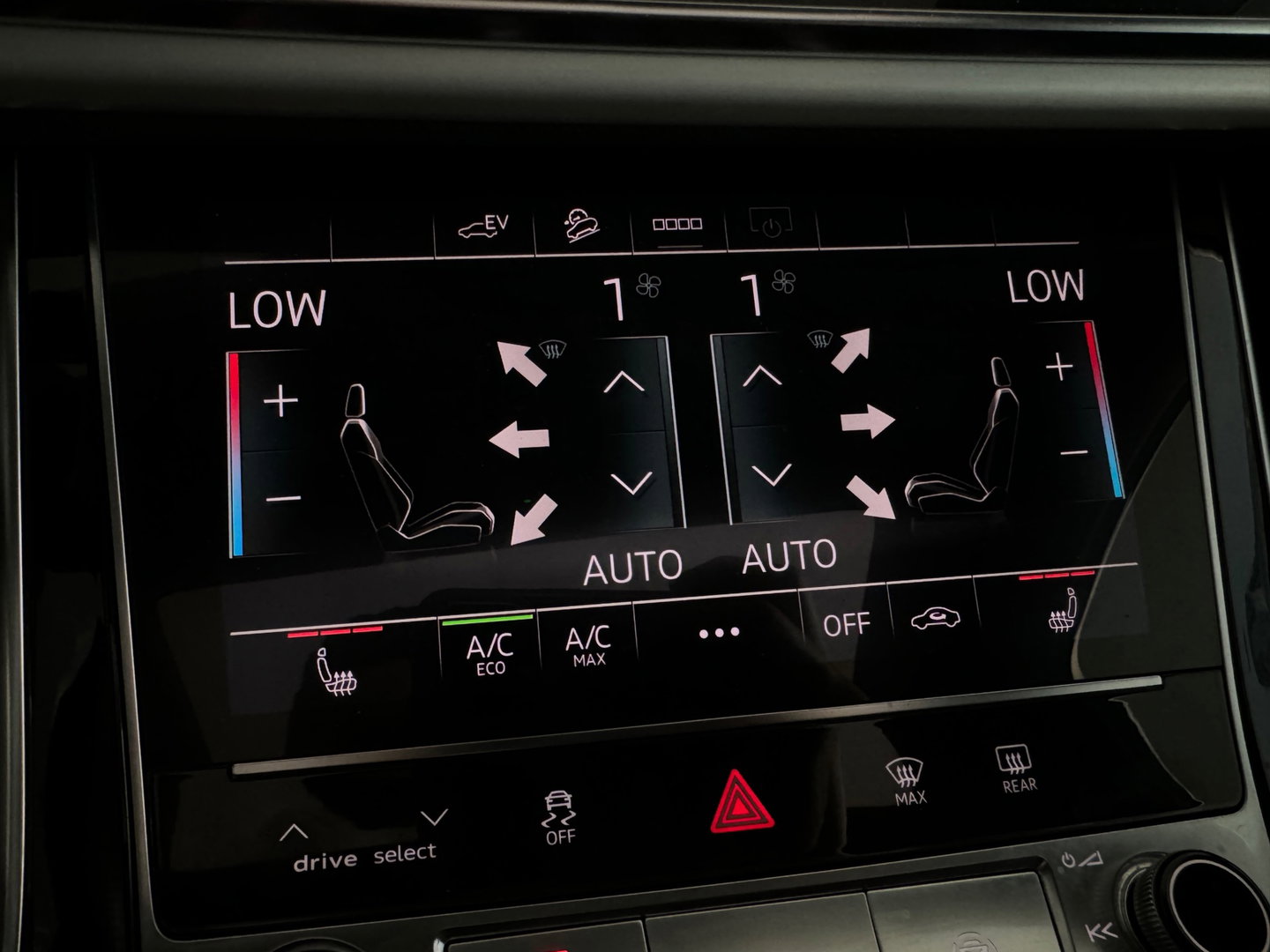 Audi Q7 55 TFSI e quattro Competition Pano|Trekhaak|Keyless|Matrix|Camera|Carplay