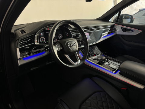 Audi Q7 55 TFSI e quattro Competition Pano|Trekhaak|Keyless|Matrix|Camera|Carplay