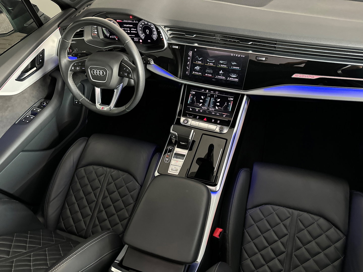 Audi Q7 55 TFSI e quattro Competition Pano|Trekhaak|Keyless|Matrix|Camera|Carplay