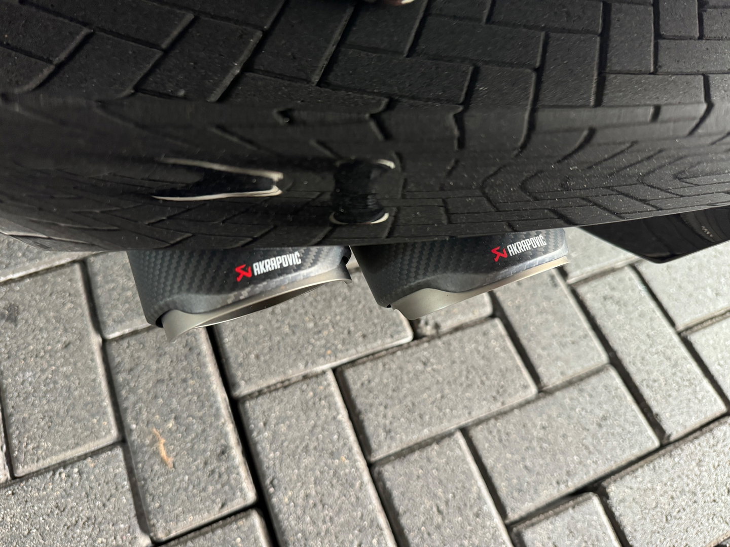 BMW 5 Serie M5 Competition Akra|Carbon|Ceramic|Softclose|B&W|HuD