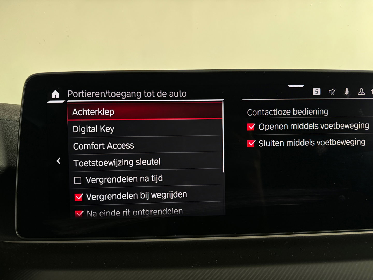 BMW 5 Serie M5 Competition Akra|Carbon|Ceramic|Softclose|B&W|HuD