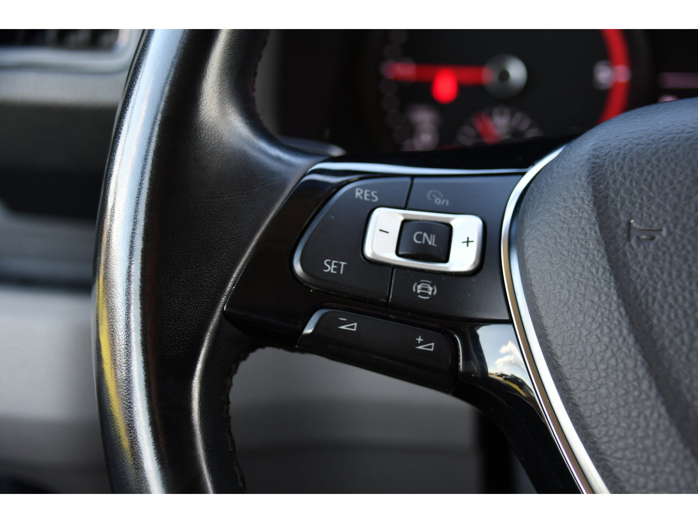 MAN TGE 3.180 35 2.0 L3H2 4x4 Black Edition Camera, Cruise, Carplay, LED, 177pk, Stoelverwarming, Multimedia, Automaat, Sensoren, Trekhaak, Uniek!