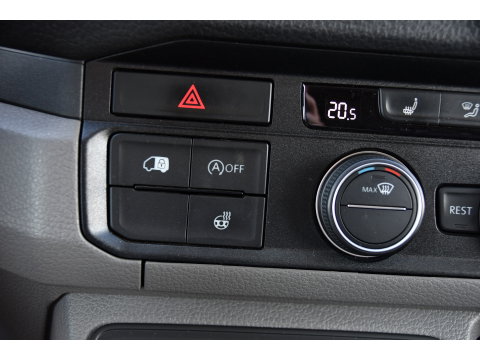 MAN TGE 3.180 35 2.0 L3H2 4x4 Black Edition Camera, Cruise, Carplay, LED, 177pk, Stoelverwarming, Multimedia, Automaat, Sensoren, Trekhaak, Uniek!