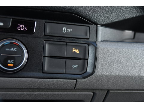 MAN TGE 3.180 35 2.0 L3H2 4x4 Black Edition Camera, Cruise, Carplay, LED, 177pk, Stoelverwarming, Multimedia, Automaat, Sensoren, Trekhaak, Uniek!
