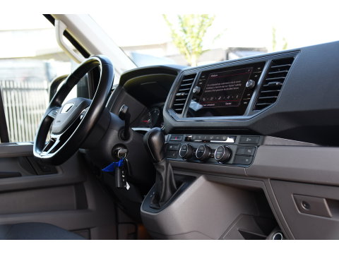 MAN TGE 3.180 35 2.0 L3H2 4x4 Black Edition Camera, Cruise, Carplay, LED, 177pk, Stoelverwarming, Multimedia, Automaat, Sensoren, Trekhaak, Uniek!