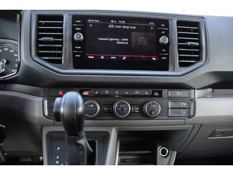 MAN TGE 3.180 35 2.0 L3H2 4x4 Black Edition Camera, Cruise, Carplay, LED, 177pk, Stoelverwarming, Multimedia, Automaat, Sensoren, Trekhaak, Uniek!