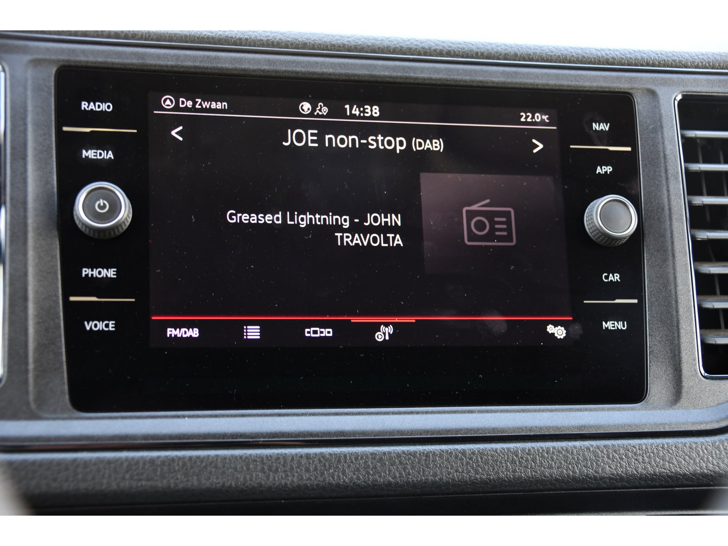 MAN TGE 3.180 35 2.0 L3H2 4x4 Black Edition Camera, Cruise, Carplay, LED, 177pk, Stoelverwarming, Multimedia, Automaat, Sensoren, Trekhaak, Uniek!
