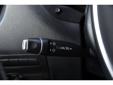 Mercedes-Benz Vito 114 CDI L3 Edition Camera, Cruise, LED, Clima, Automaat, 136pk, Sensoren, 2 x Schuifdeur, Trekhaak, Uniek!