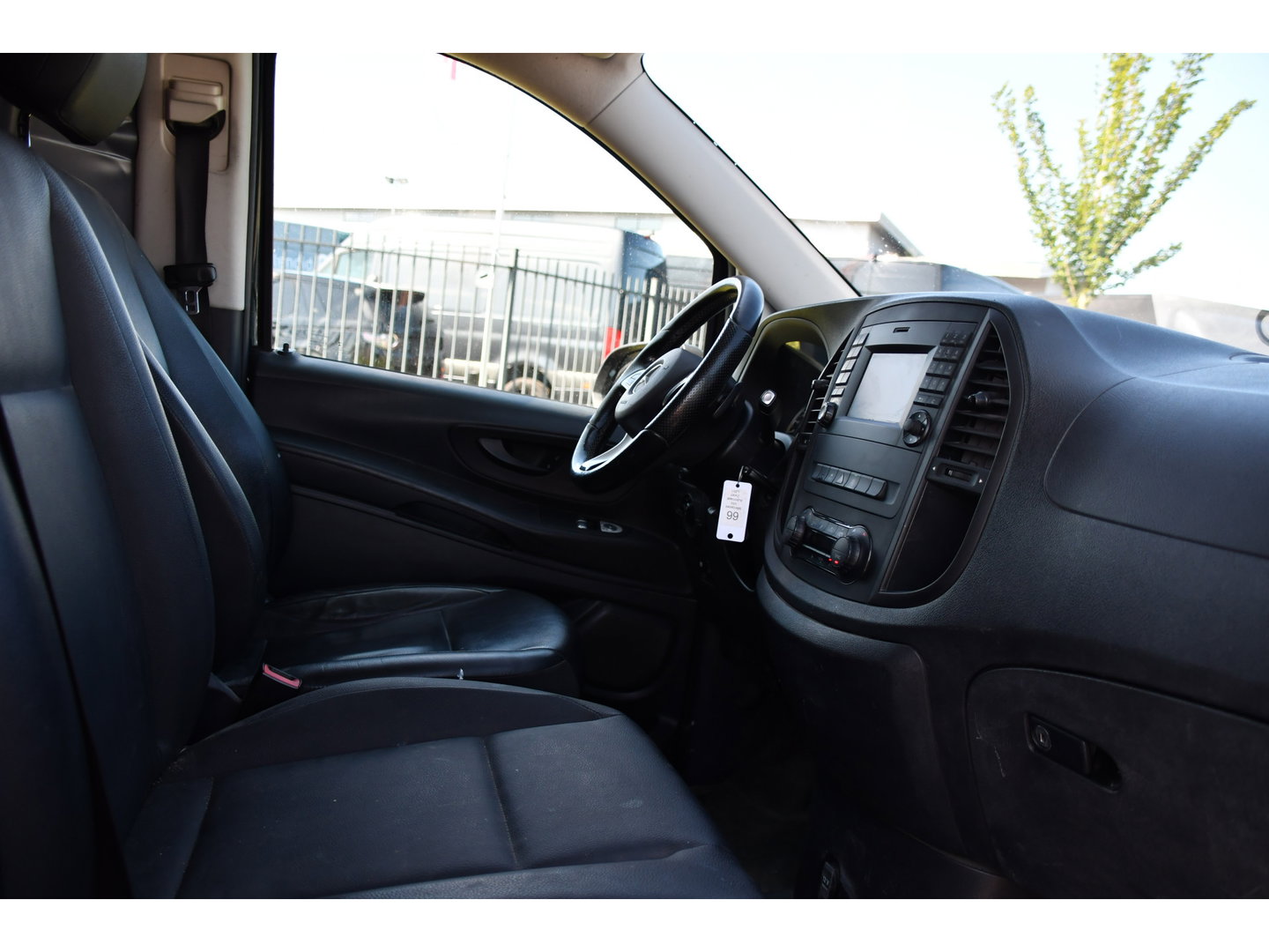 Mercedes-Benz Vito 114 CDI L3 Edition Camera, Cruise, LED, Clima, Automaat, 136pk, Sensoren, 2 x Schuifdeur, Trekhaak, Uniek!