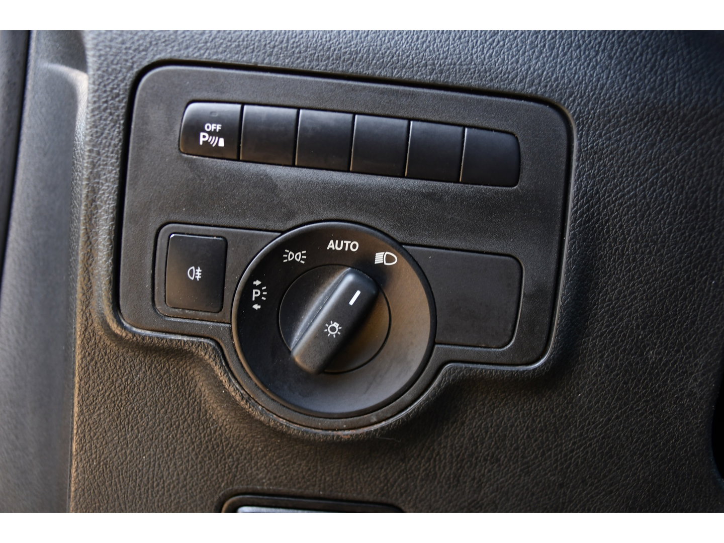 Mercedes-Benz Vito 114 CDI L3 Edition Camera, Cruise, LED, Clima, Automaat, 136pk, Sensoren, 2 x Schuifdeur, Trekhaak, Uniek!