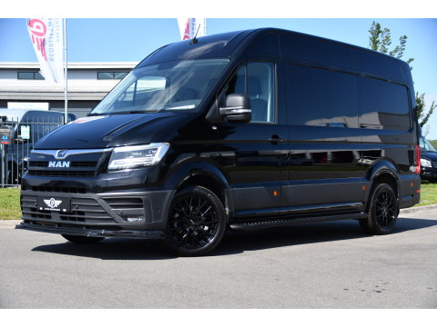 MAN TGE 3.180 35 2.0 L3H3 Black Edition Adaptieve Cruise, Camera, Carplay, LED, Stoelverwarming, Massage stoel, Trekhaak, 177pk, Automaat, Uniek!