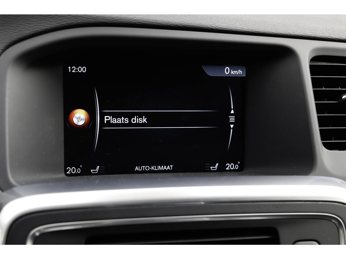 Volvo V60 2.0 T3 Momentum | Leder | Bi-Xenon | 66.000 km! | Dealeronderhouden