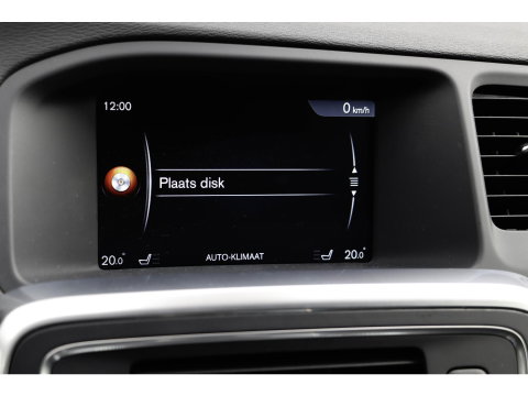Volvo V60 2.0 T3 Momentum | Leder | Bi-Xenon | 66.000 km! | Dealeronderhouden