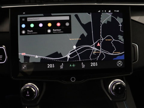 Lynk & Co 01 1.5 | SOH 88,3% | Panoramadak | Trekhaak | 360 Camera | Adaptive cruise | Climate control | Carplay | DAB+ | Bluetooth | Stoelverwarming | Sfeerverlichting | Park assist | Lane assist | Infinity audio | Rijstrookwissel waarschuwing