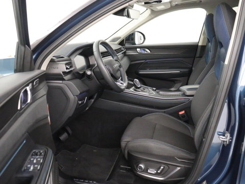 Lynk & Co 01 1.5 | SOH 88,3% | Panoramadak | Trekhaak | 360 Camera | Adaptive cruise | Climate control | Carplay | DAB+ | Bluetooth | Stoelverwarming | Sfeerverlichting | Park assist | Lane assist | Infinity audio | Rijstrookwissel waarschuwing